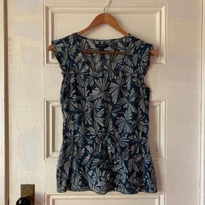 Banana republic blue geometric silk tank top S